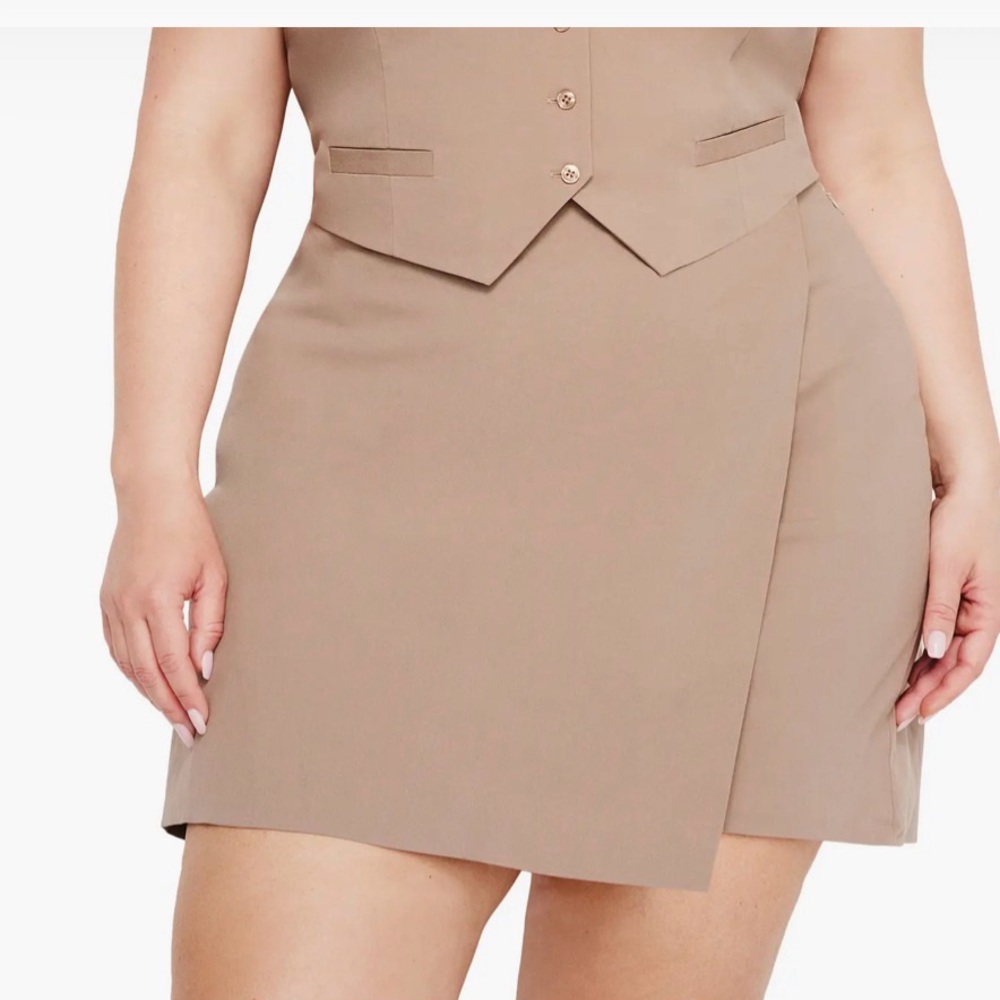 NWT Good American Wrap Skirt size XL